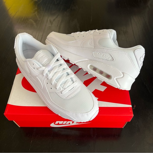 ✔️NIB✔️ NIKE Air Max 90 Recraft Triple White - Picture 4 of 11